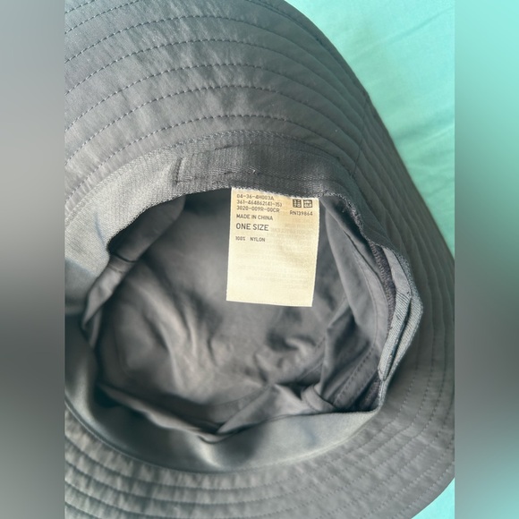 Uniqlo UV protection one size bucket hat navy - Picture 4 of 5